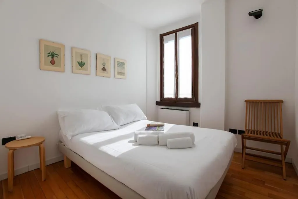 Hacca Collection - Brera & Fashion District - Bright 2Br Apt Milano 0*,  Italia