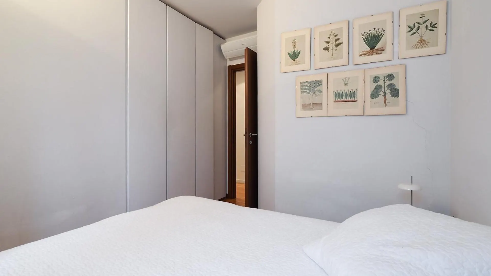 Hacca Collection - Brera & Fashion District - Bright 2Br Apt Milano Italia